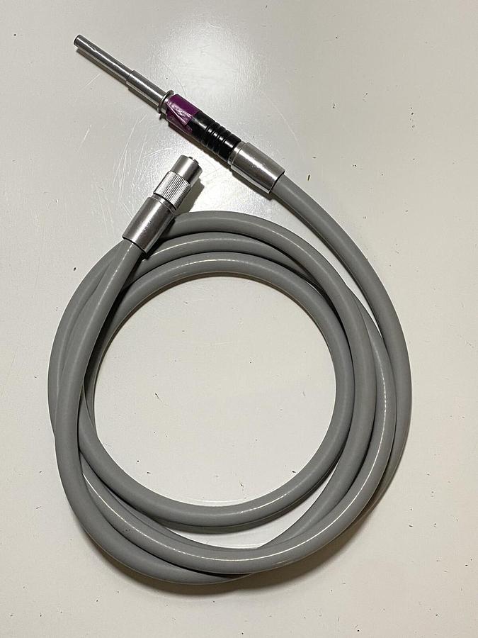 Used KARL STORZ Endoskope Germany - 495NB LIGHT CABLE