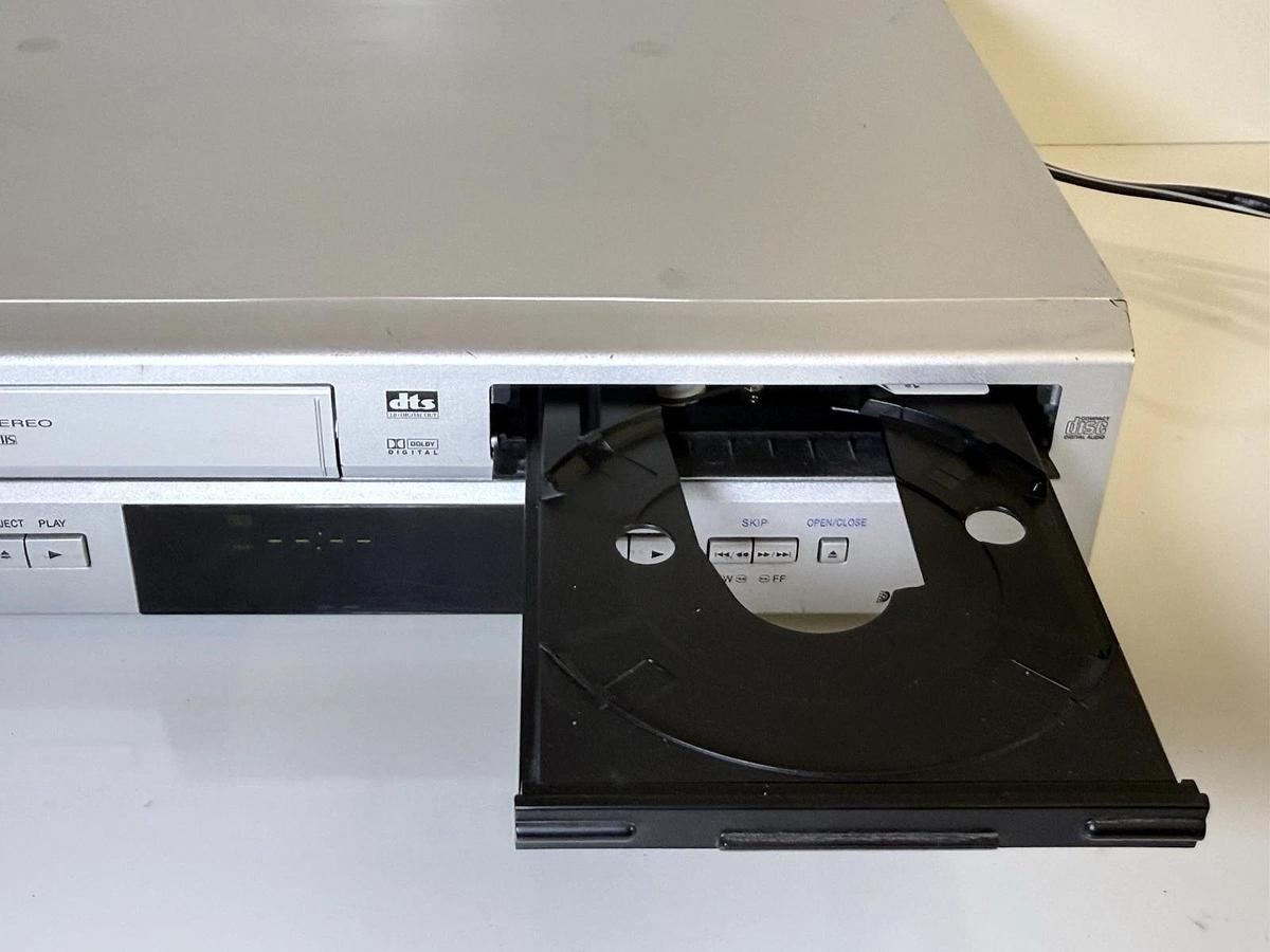 Used Panasonic Double Feature DVD Video / VHS Omnivision 4Head Hi-Fi Stereo PV-D4734S