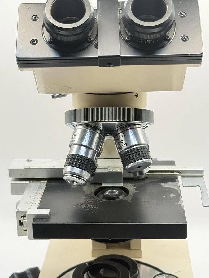 Used Swift M1000-D Series Medical Biological Binocular Microscope + 4 Objectives