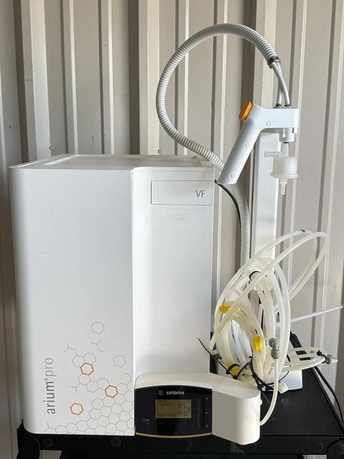 Used Sartorius H20PRO-VF-B Arium Pro VF Water Purification System w/ Dispenser