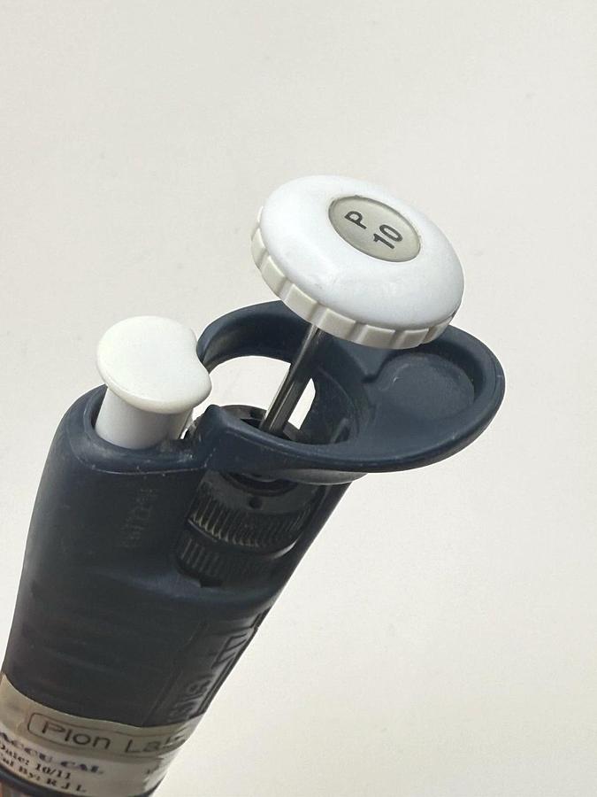 Used Gilson Pipetman Classic P10 Adjustable Single-Channel Pipette Pipet