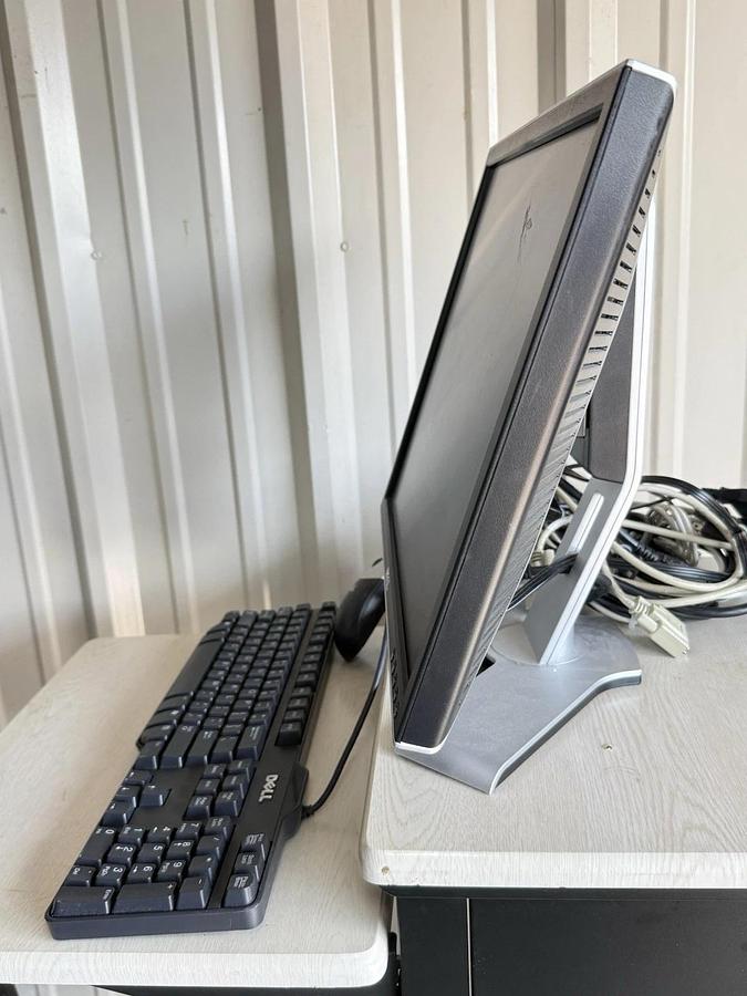 Used QIAGEN QIAcube Automated Nucleic Acid Purification and Extraction System + Dell