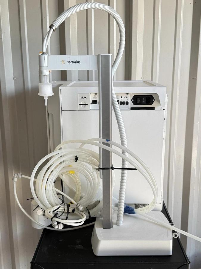 Used Sartorius H20PRO-VF-B Arium Pro VF Water Purification System w/ Dispenser