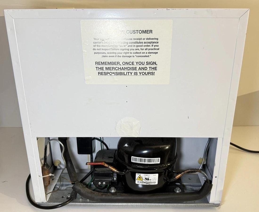 Used ABS American Biotech Supply PH-ABT-UCFS-0220M Laboratory Storage Freezer