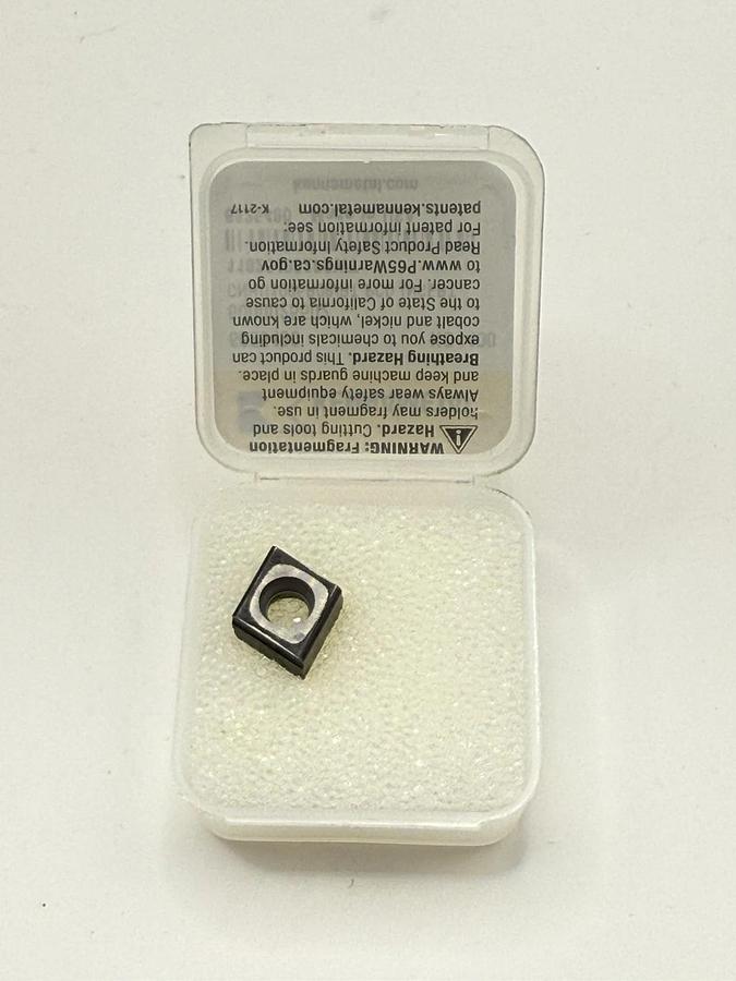 Used New 1pcs KENNAMETAL USA CNHU1005R08/RT PCD Milling Insert 6625480 KD1400