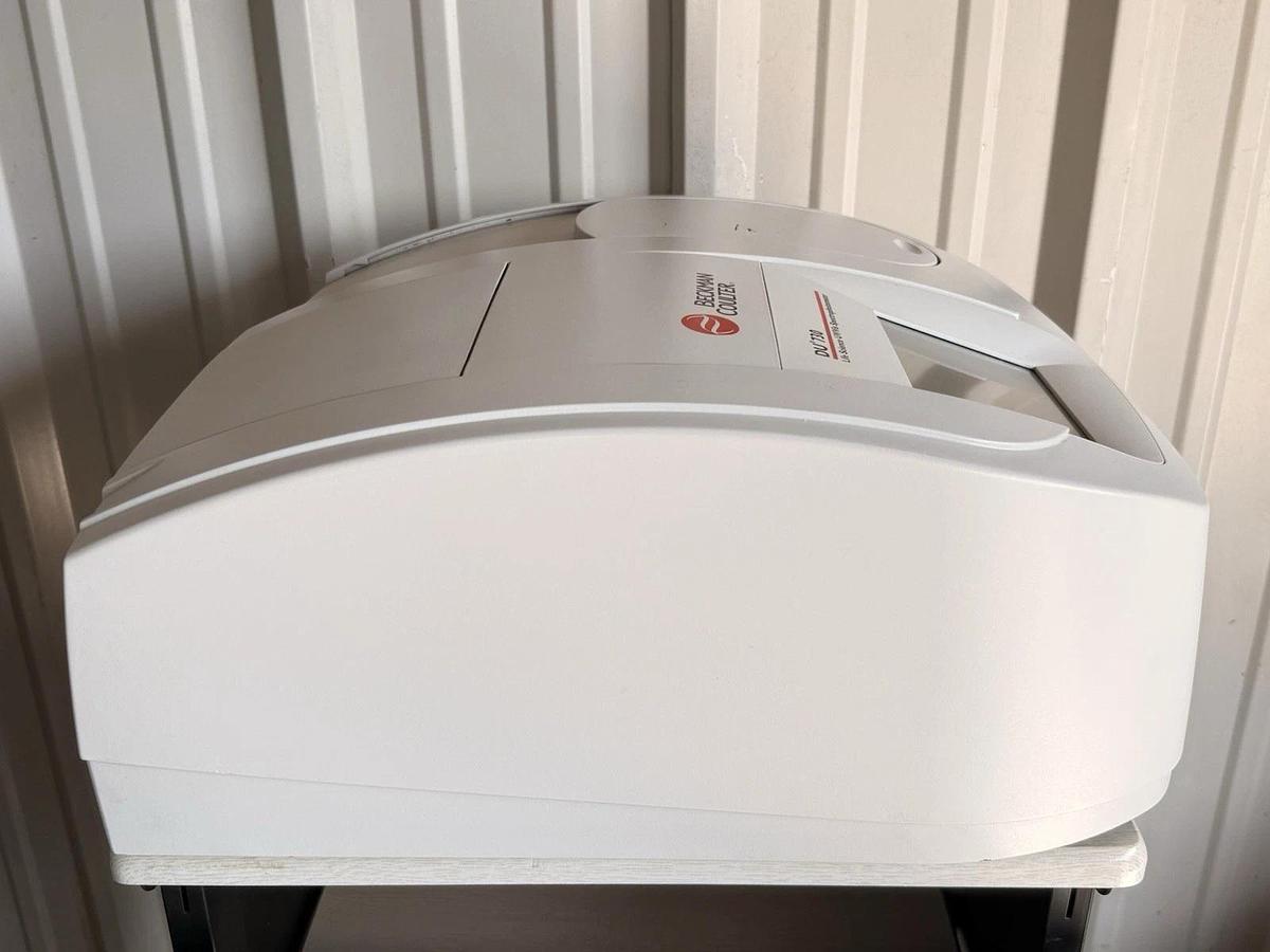 Used Beckman Coulter DU 730 Life Science UV/Vis Spectrophotometer A23616