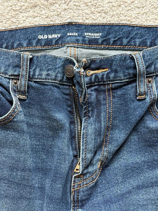 Used Men's Old Navy Straight Built in Flex Jeans 34x34