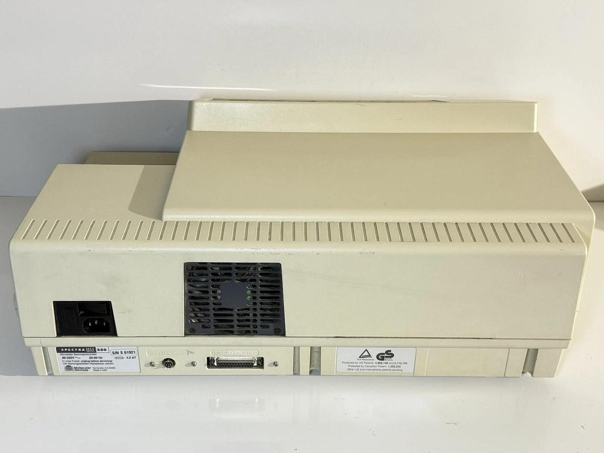 Used Molecular Devices Spectra max 250 Microplate Spectrophotometer