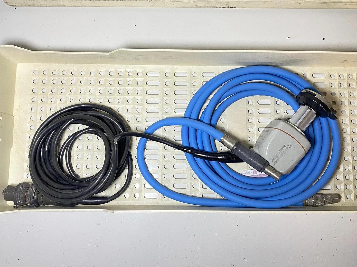 Used Smith & Nephew - 460H Camera Head & Dyonics Light Adaptor Cable 2143/2147 + Tray