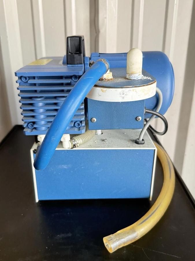 Used Savant GP110-120 Electrophoresis Gel Pump