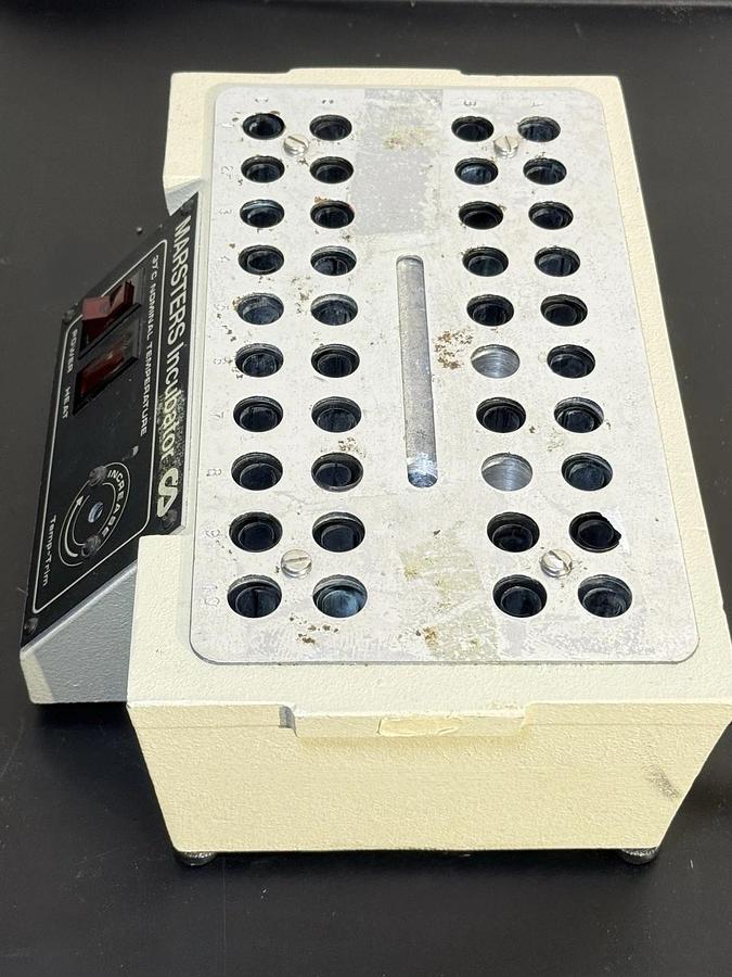 Used Clay Adams MASTERS Incubator Laboratory 37C Nominal Temperature