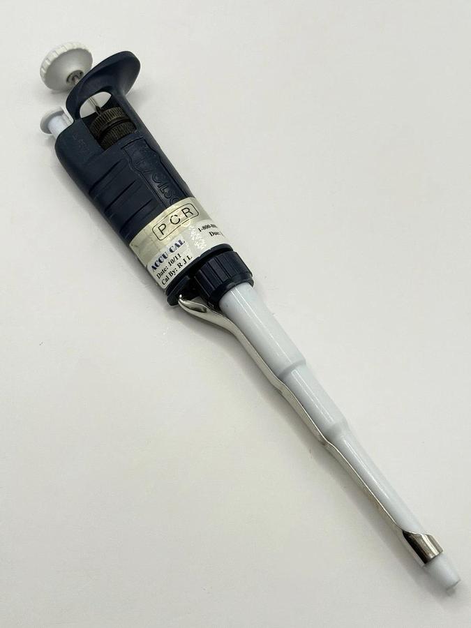 Used Gilson Pipetman Classic P1000 Adjustable Single-Channel Pipette Pipet