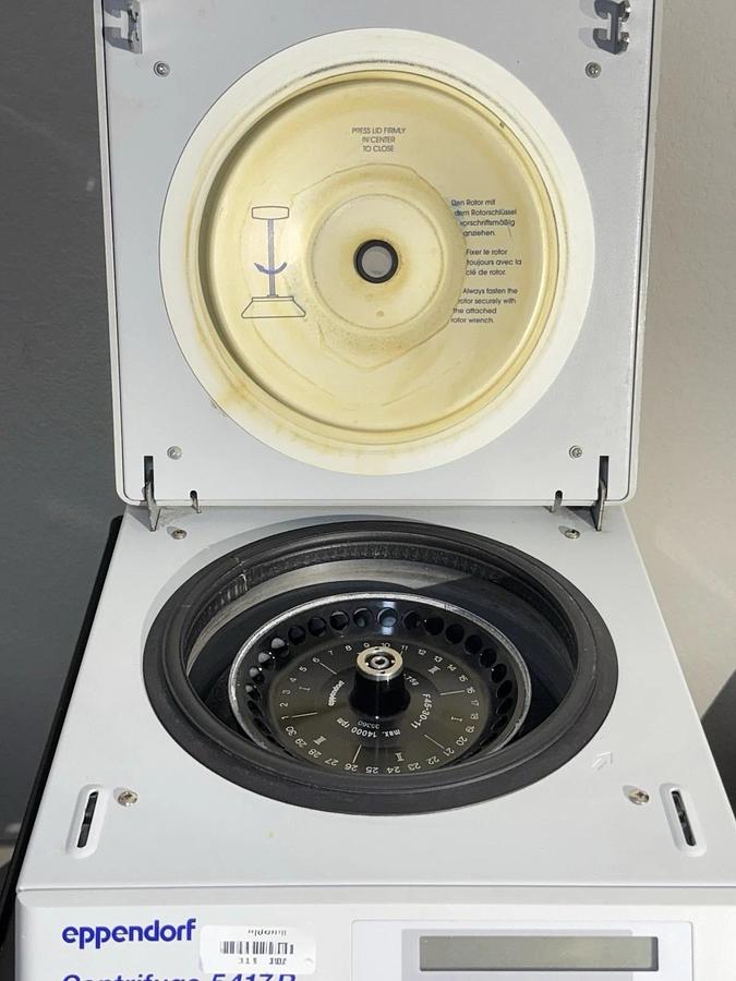 Used Eppendorf 5417R Refrigerated Centrifuge w/Rotor F45-30-11