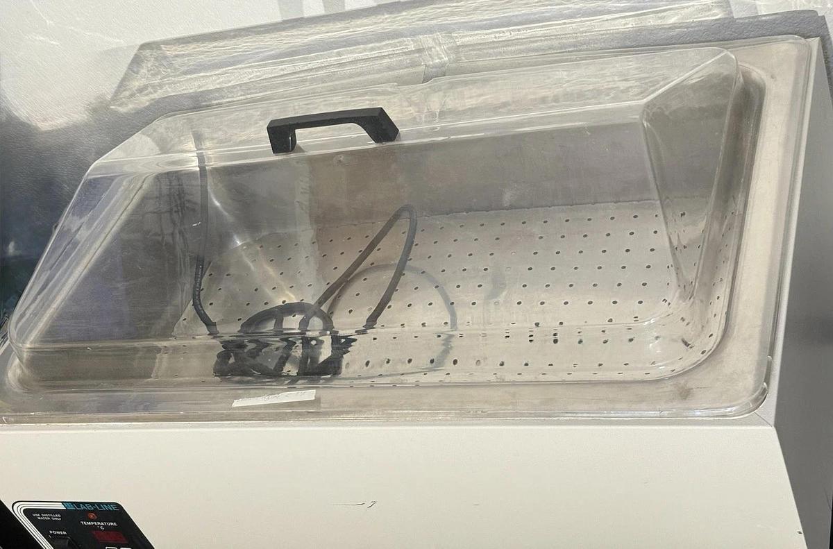 Used Lab-Line / Barnstead AquaBath 18012 Heated Water Bath