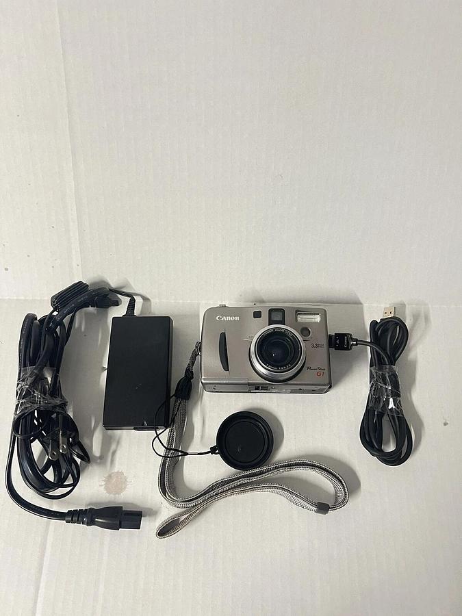 Used Canon PowerShot G1 3.3MP Digital Camera - with Battery, Charger, Memory Card 82966162169