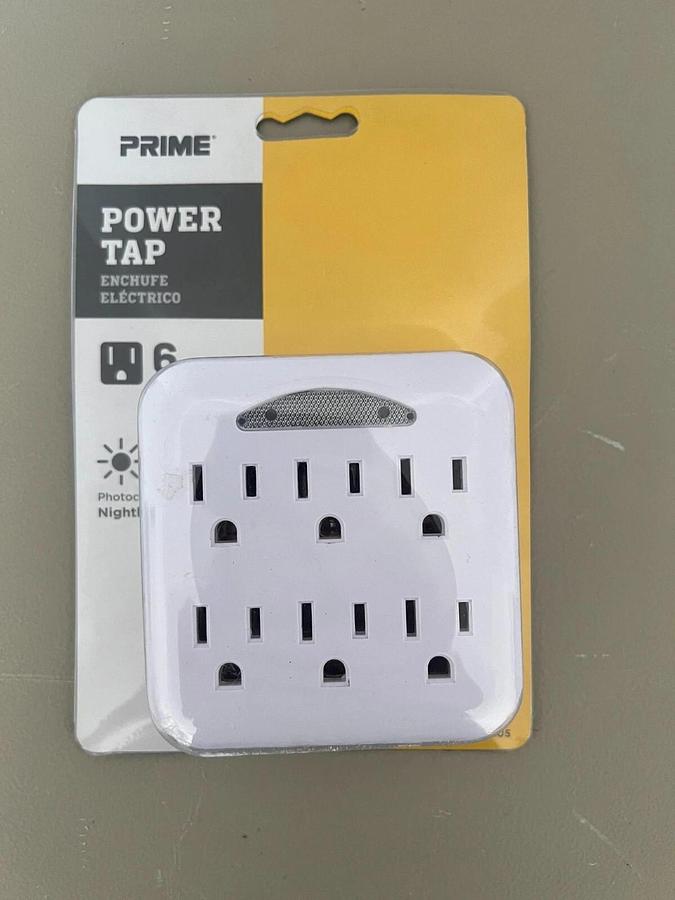 Used Prime PB801011 6 Outlet Power Tap, White