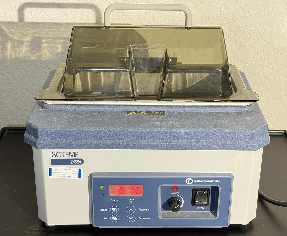 Used Fisher Scientific ISOTEMP 205 Digital Water Bath # 15-462-5 with lid