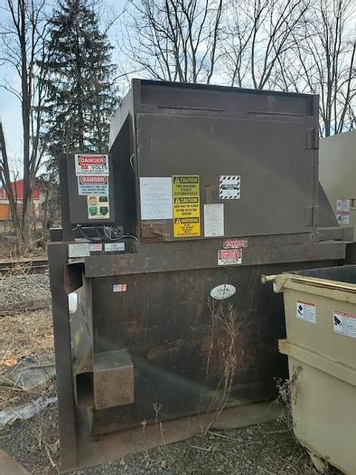 Refurbished 6 yard and 8 yard VIP trash compactors