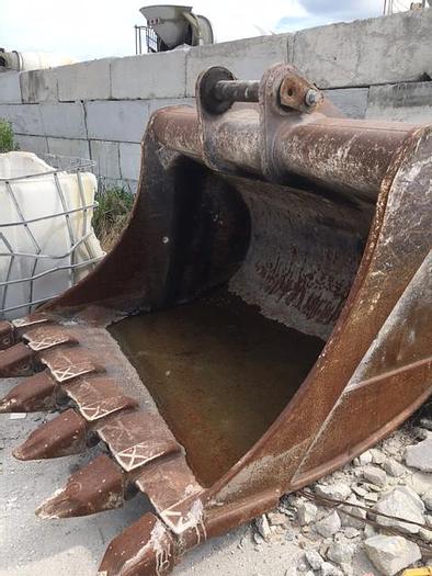 Used 1996 CAT 235D Excavator