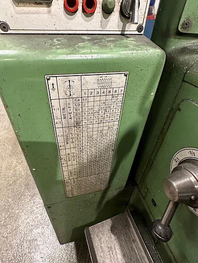 Used BRUGT DREJEBÆNK FABR. URSUS, MODEL 250 x 2000