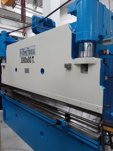 Usato PIEGATRICE  F. RIBOLDI IDRAULICA 3000 X 80 ton