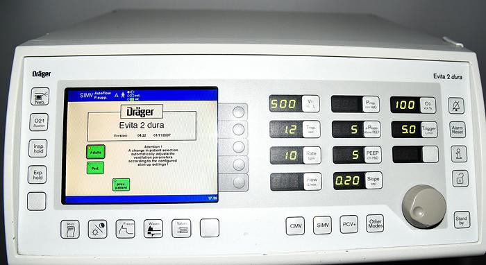 Used EVITA 2 DURA DRAGER VENTILATOR