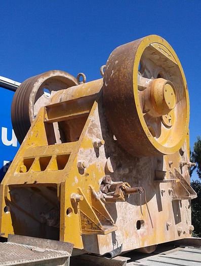 Usado Moinho de maxilas Lokomo CL100