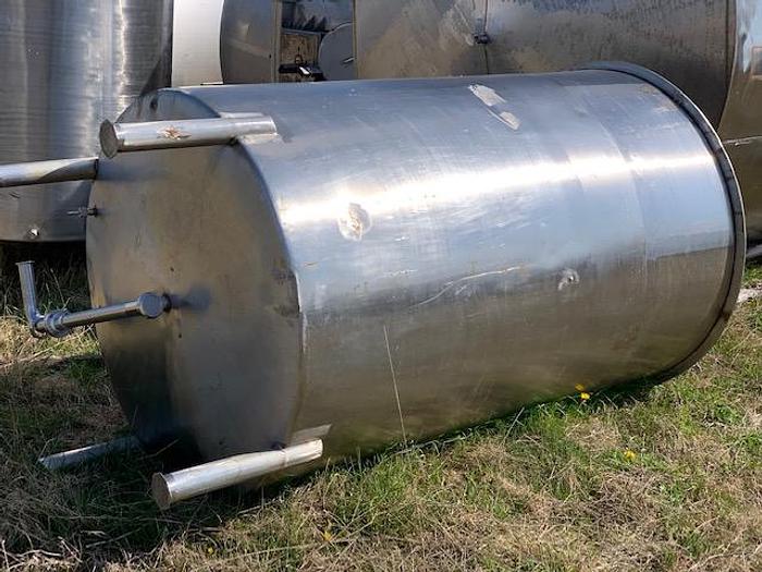 Used Rustfri 2800 liters tank