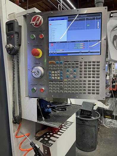 Used 2016 HAAS VF-6SS 4-Axis CNC Vertical Machining Center