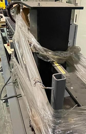 Used PRESTON EASTON MODEL RTT20 40' ROBOT TRANSFER TRACK ORIGINALLY RAN FANUC ARCMATE 120IC/10L