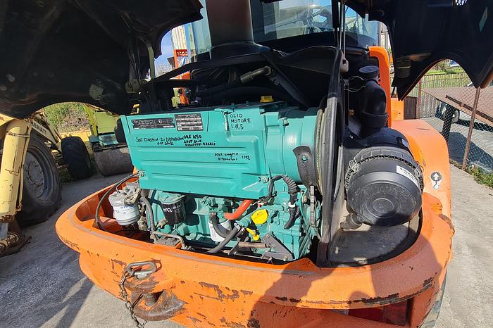 Usato Pala gommata VOLVO L 30B