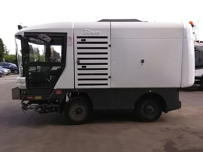 Gebruikt 2009 RAVO 530 STH