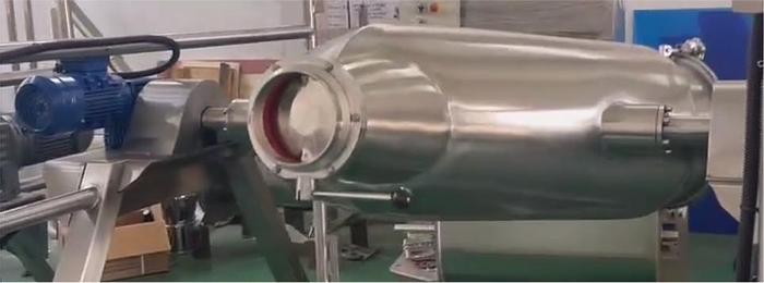 NEW 4 CU. FT. WORKING CAPACITY TWIN SHELL BLENDER WITH INTENSIFIER BAR - S/S