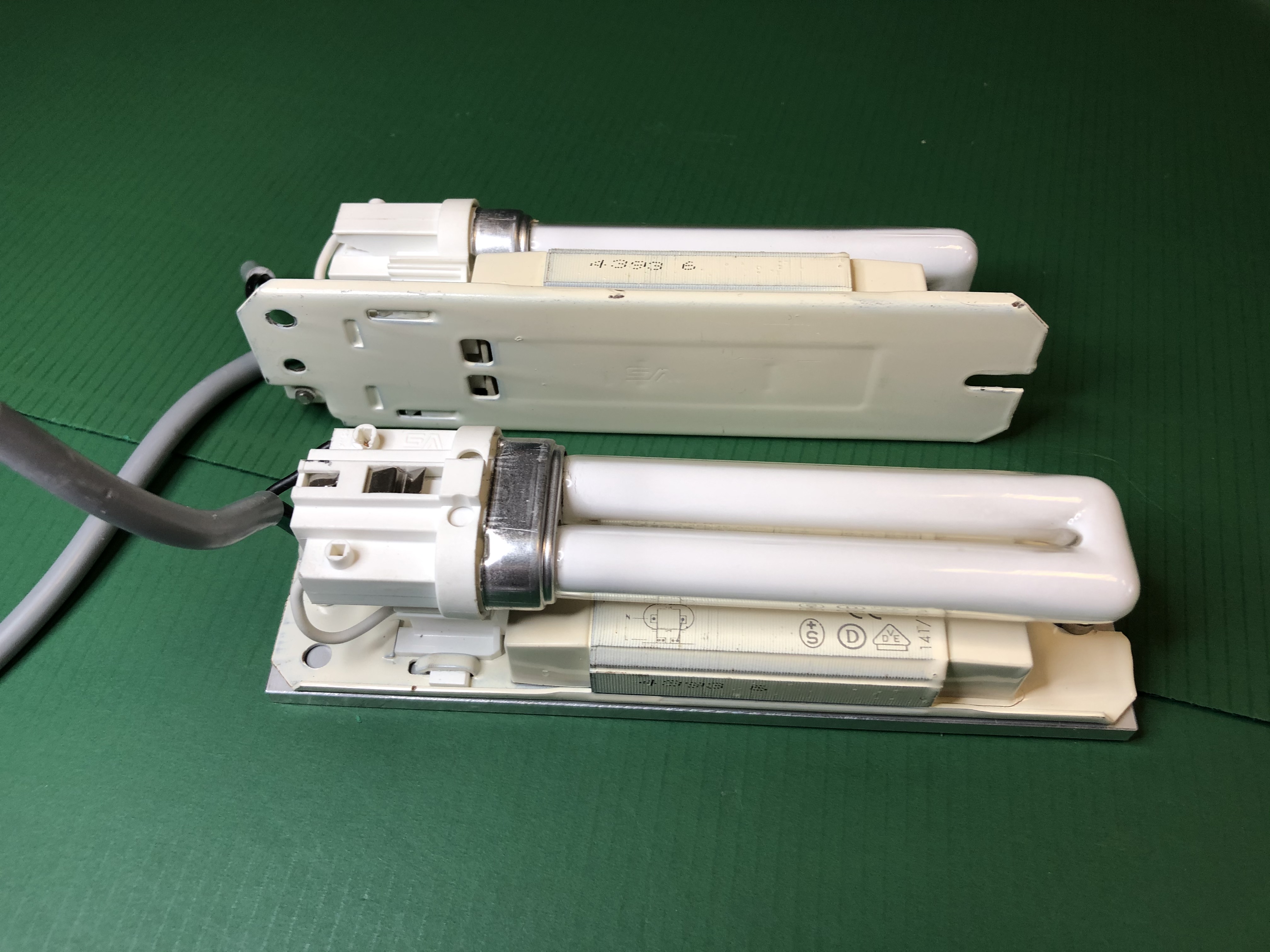 Used ABB Vorschaltgerät PL-S Dulux S Ralux S 5W 7W 9W 11W With Dulux Bulb