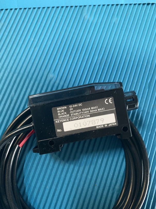 Used Keyence Amplifier Separate Type Photoelectric Sensor PS2-61
