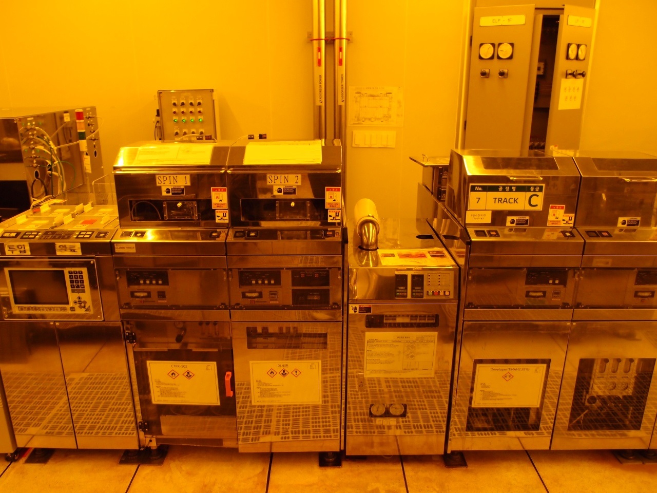 Used TEL / TOKYO ELECTRON Mark Vz 2D Developer