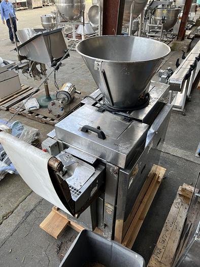 Used Divider, Dough, Sottoriva, Model SVP08-1, Auto Piston #S744797