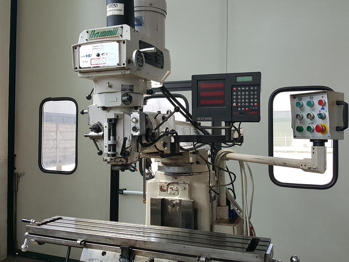 Usato Fresatrice a torretta DYNAMILL B_4V