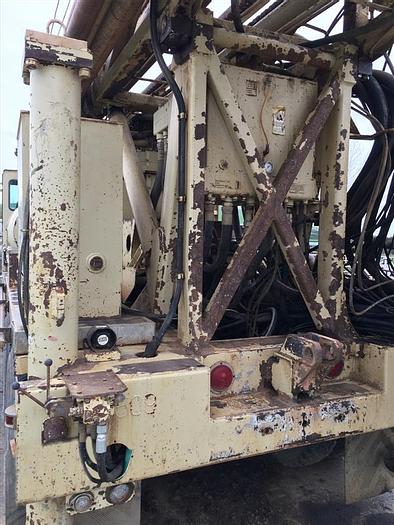Used 2000 Ingersoll-Rand T4W DH drill rig