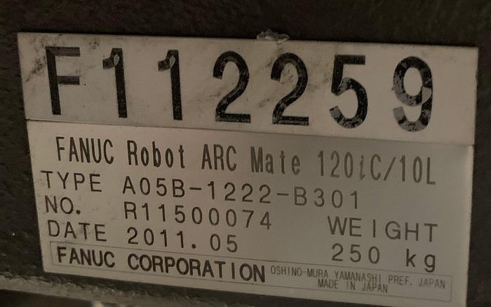 Used FANUC ARCMATE 120iC/10L 6 AXIS CNC MIG WELDING ROBOT WITH R30iA CONTROLLER