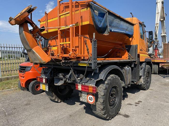 Usato 2001 MERCEDES UNIMOG U300