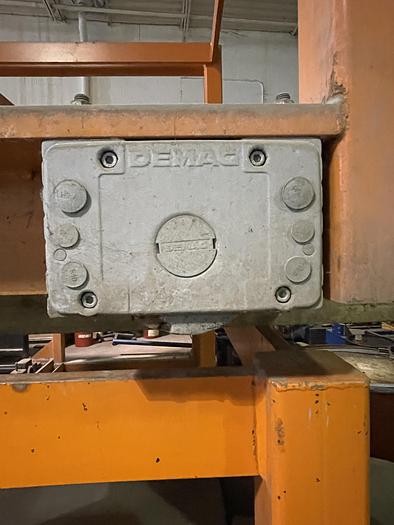 Used LINCOLN SYSTEM 55 WITH FANUC M710iC/20L TORCH CUTTING CELL WITH DUAL ROLL IN ROLL OUT TABLES