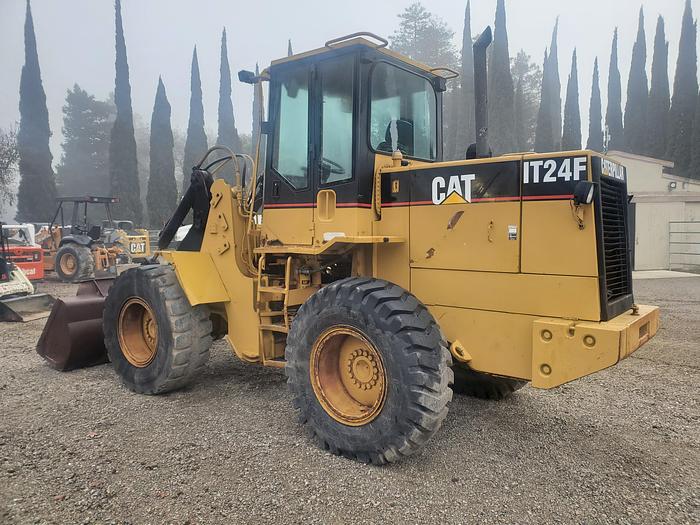 Used 1997 CAT 924F iT