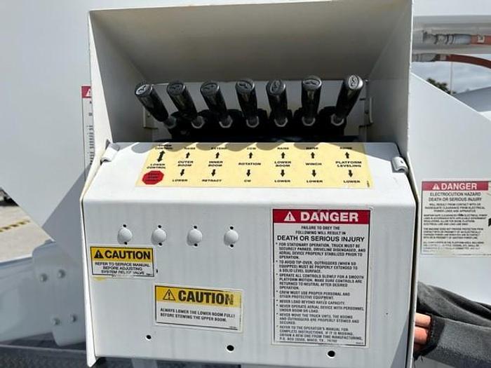 Used Versalift VST-60000i01 65ft Bucket Boom 2012 International 4300 SBA Extended Cab