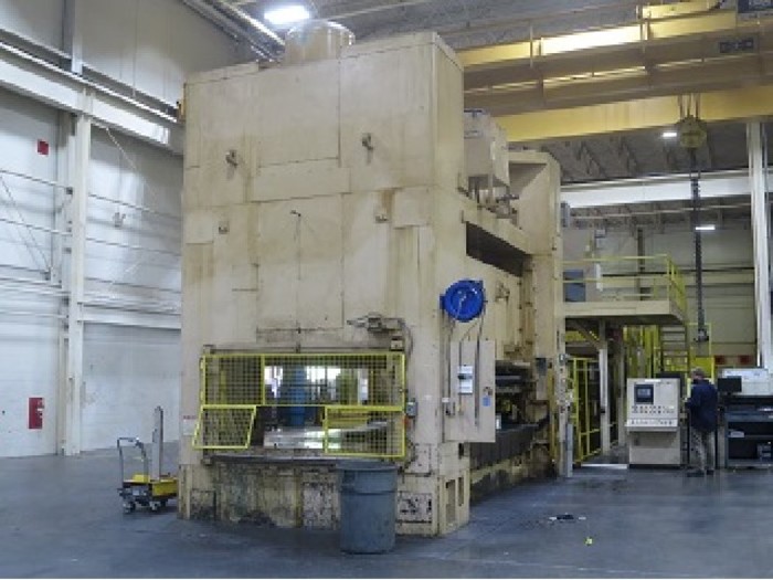 Used 500 ton Verson 180"x108" Blanking Press Line with Feedline