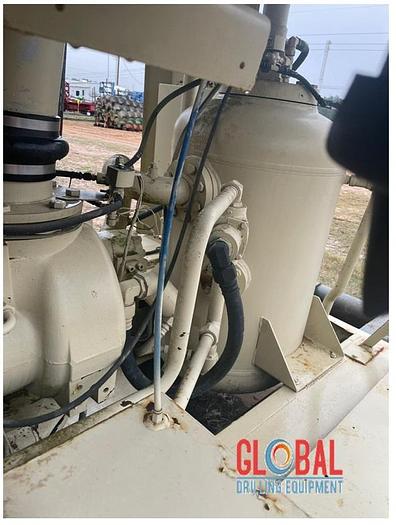 Used Item 0588 : 2002 Ingersoll-Rand XHP 1070CFM / 350PSI Air Compressor