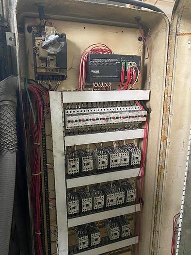 Used DeVlieg Spiramatic Jigmil, 40 Taper, 30" x 48" Table, DRO