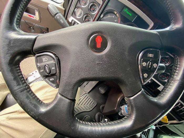 Used 2017 KENWORTH t660