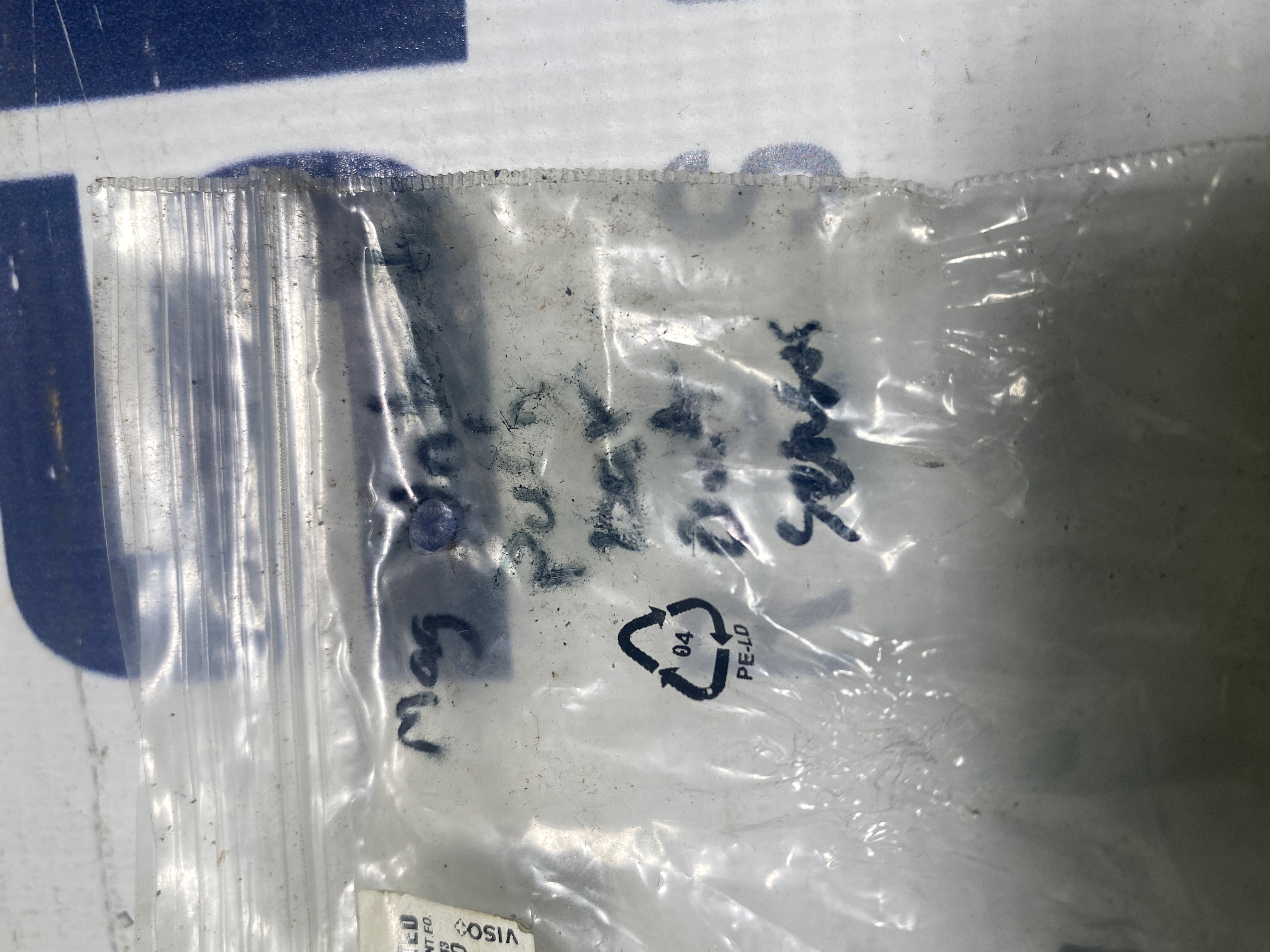 Pepperl+Fuchs ML7-8-H-140-RT-4369/65/115/136 Background Suppression Sensor w/ Bracket