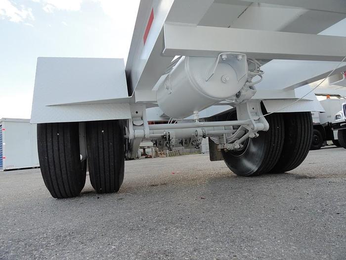 Used Butler 25,000 lb Extendable Utility Pole Trailer - 06135